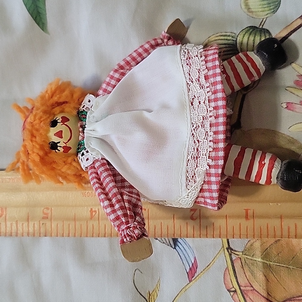 Handcrafted Raggedy Ann - Picture 6 of 10